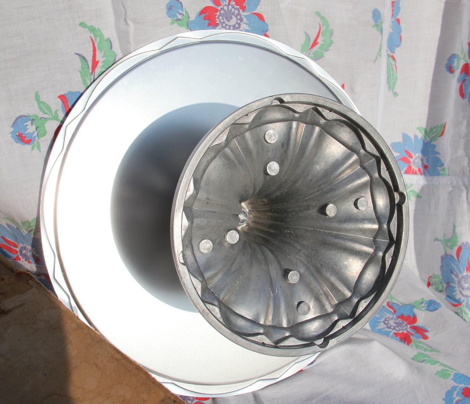 Vintage NORDIC WARE Aluminum BUNDT Cake Stand with Cover and Etsy