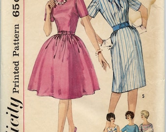 1960s Vintage Sewing Pattern Simplicity 4257 Misses One Piece Dress Two Skirt Variations Detachable Collar Bust 38