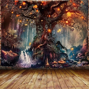 Puede incluir: Un tapiz que representa una escena de bosque de fantasía con un gran árbol iluminado. La obra de arte presenta una cascada, orbes brillantes y una atmósfera mística. La paleta de colores incluye tonos de marrón, verde y naranja.