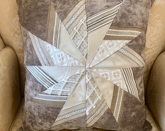 Mocha latte and cream pillow (II)