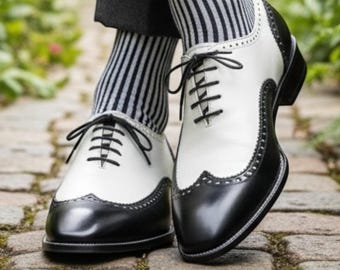 Chaussures richelieu en cuir bicolore faites main | Chaussures de ville à lacets noires et blanches