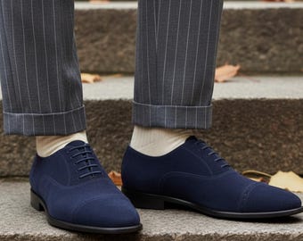 Richelieus en daim bleu marine faits main - Chaussures habillées de style italien pour homme