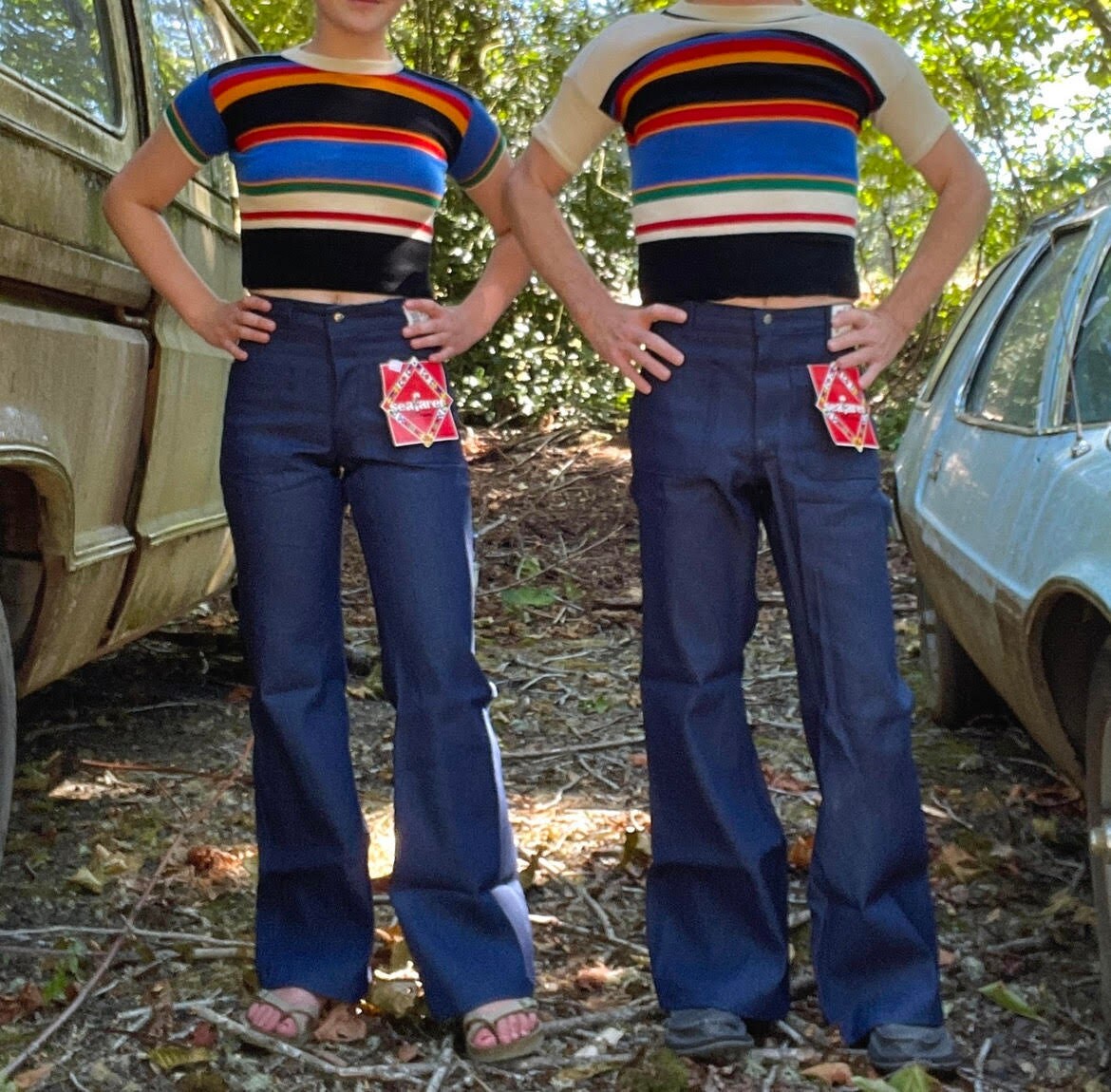 30W/28L Mens Navy Bellbottom Jeans 