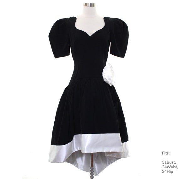 31Bust 80s 'Lillie Rubin designer' Dress | Authent