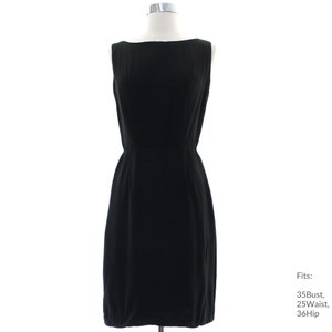 35Bust 60s &#39;Home Sewn&#39; Mod Sheath Dress | Vintage Sleeveless Dress (35Bust, 25Waist, 36Hip)