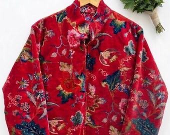 Handgemaakte rode klepjas, fluwelen bomberjack met bloemen - fluwelen jassen dames met rode bloem, kimonogewaad kort, boho hippie, cadeau