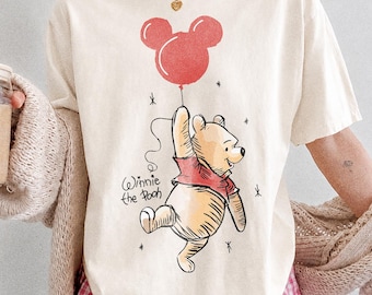 Comfort Colos® Retro Winnie The Pooh Balloons-T-shirt, Winnie Pooh-shirt, Pooh Bear-shirt, Disneyworld-shirt, Disney Family Vacation 2026-outfit