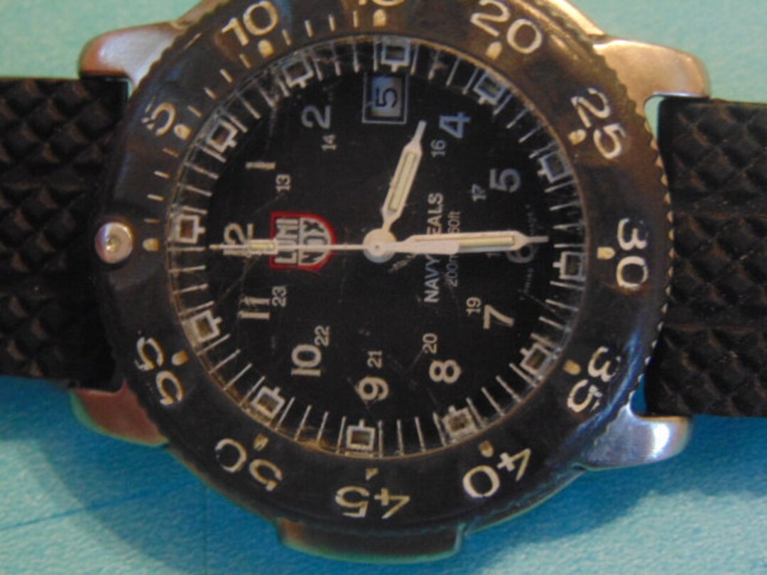 Mens Luminox 3H Mbm Microtech 20 ATM Swiss Traser Navy Seals 