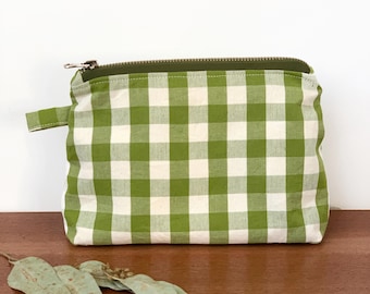 Green checkered makeup pouch, Plaid toiletry bag, accessories case