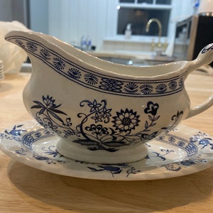 J & G Meakin Blue Nordic gravy boat and tray