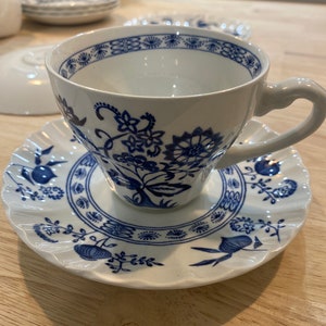 Set of 6 tea cups and saucers by J & G Meakin classic Blue Nordic - Made in England