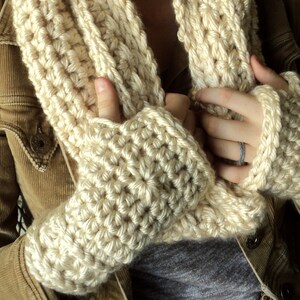 Crochet PATTERN - Crown of Stars Crochet Cowl and matching Fingerless Gloves