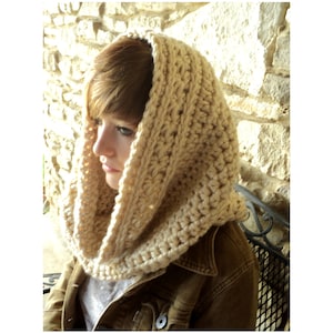 Crochet PATTERN -Crown of Stars Crochet Cowl and matching Fingerless Gloves