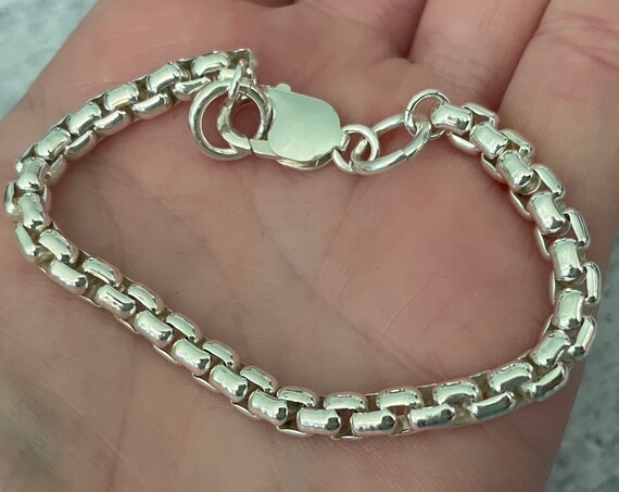 Thick 5.3mm Venetian Box Chain Bracelet in Sterling Silver with Lobster Clasp