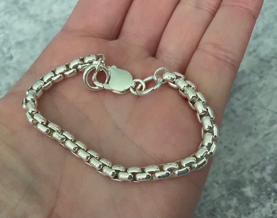 Thick 5.3mm Venetian Box Chain Bracelet in Sterling Silver with Lobster Clasp