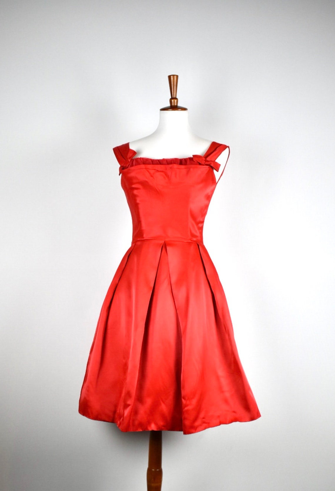 Vintage 50s Cocktail Dress in Red Satin With Full Skirt and - Etsy New ...