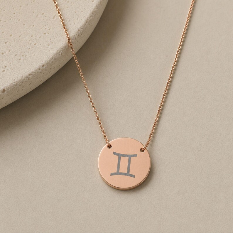 Naszyjnik z monetą Bliźniąt, Wisiorek Bliźniąt, Naszyjnik z monetą zodiaku 18K Rose Gold PVD coating