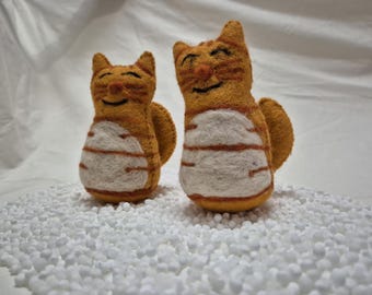 Needle Felted Cat Figurine | Cute Orange Tabby Cat Decor | Miniature Wool Felt Animal | Handcrafted Cat Lover Gift | Ginger Cat Sculpture
