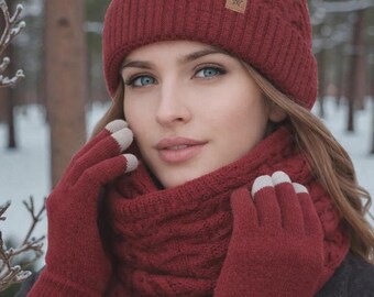 Vintage Hand Knit Crochet Beret and Scarf Set | Navy Blue  display picture 2