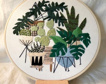Bordados hechos a mano con plantas de interior