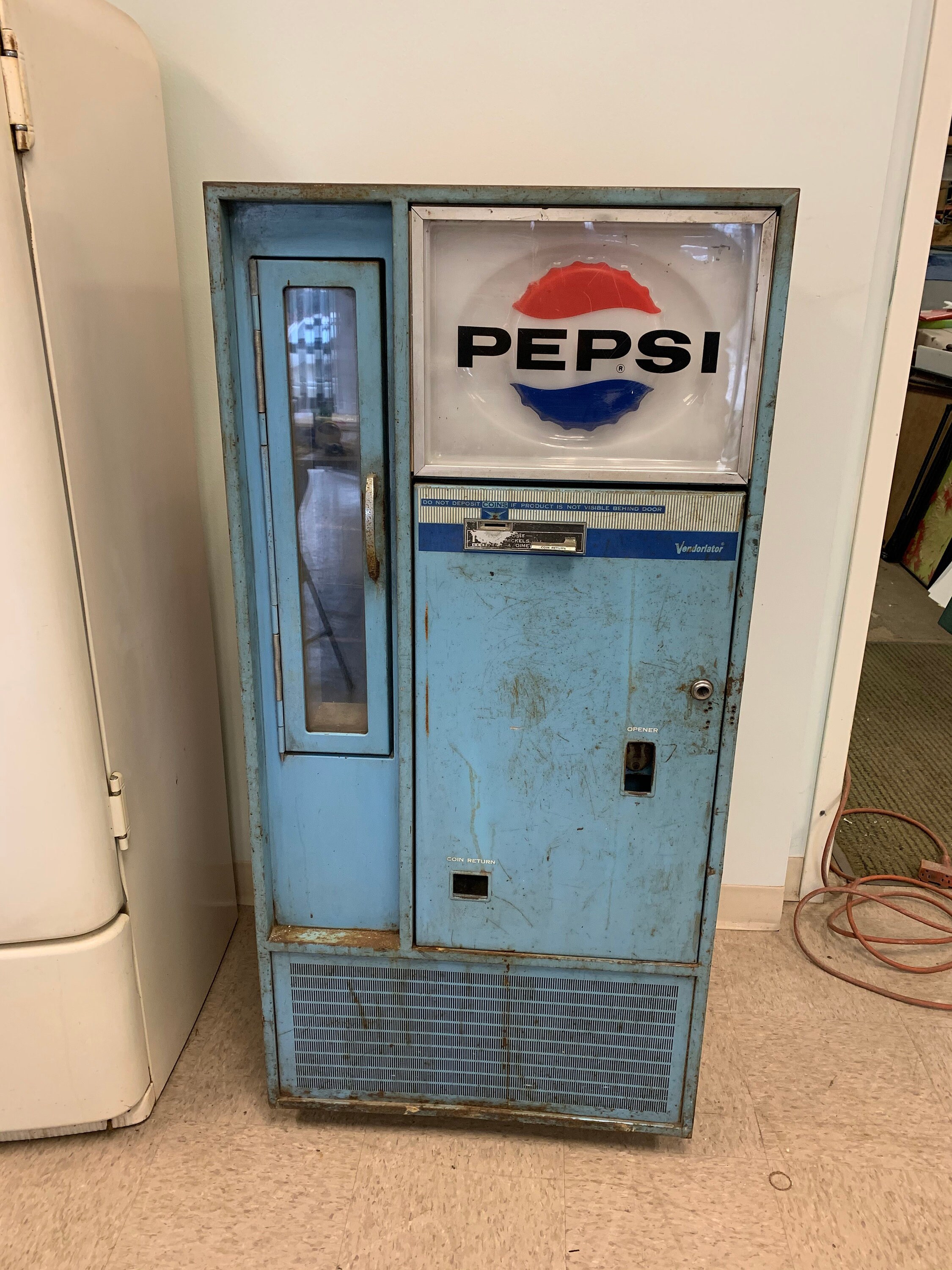 vendorlator pepsi machine