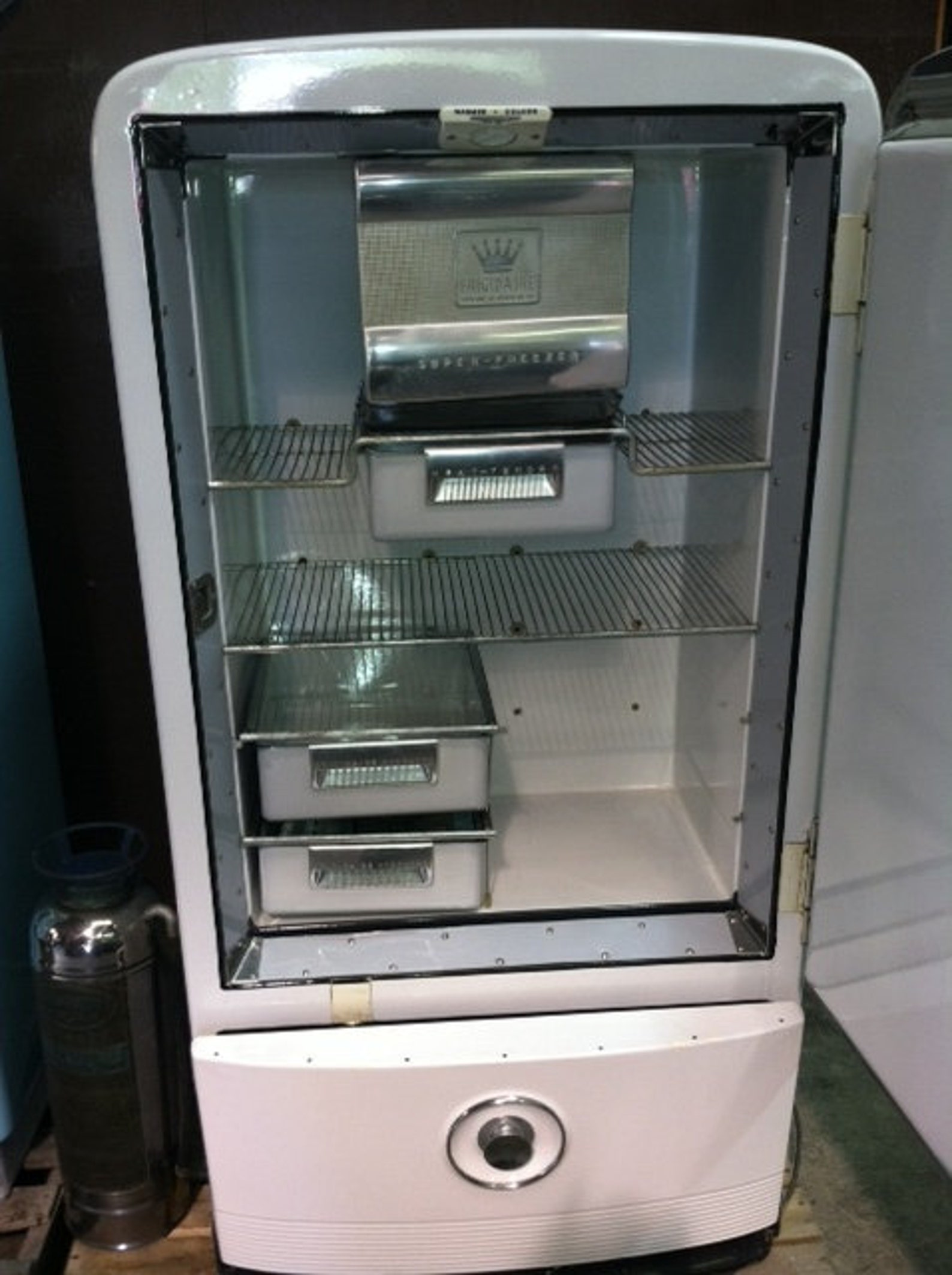 Vintage Frigidaire Refrigerator Beautiful Condition Etsy
