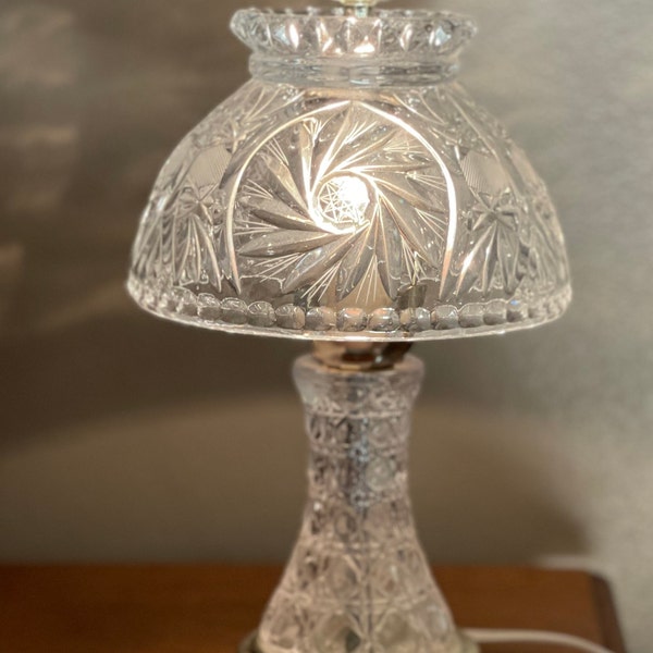 Vintage Electric Crystal Boudoir Lamp