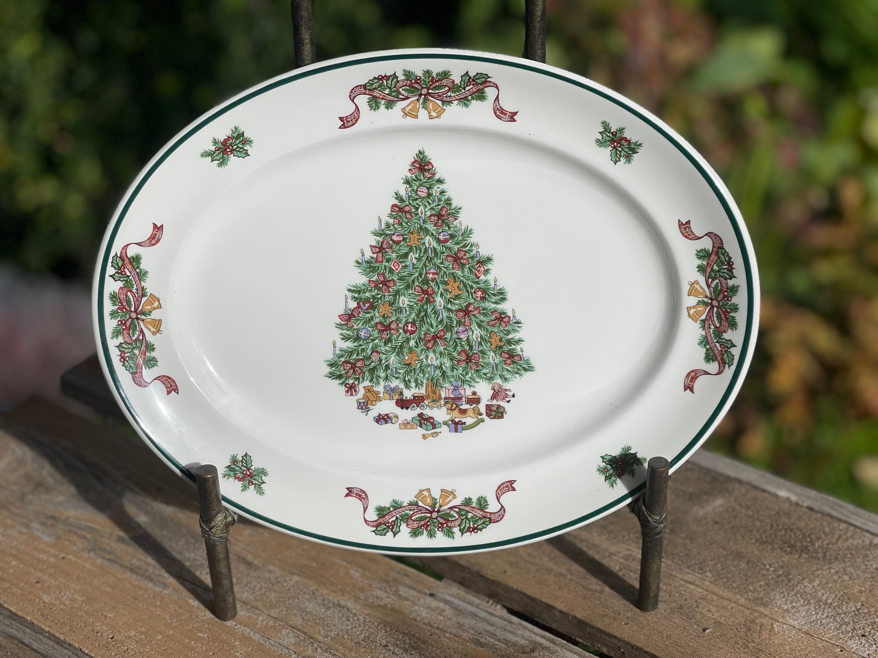 Johnson brothers victorian christmas hotsell