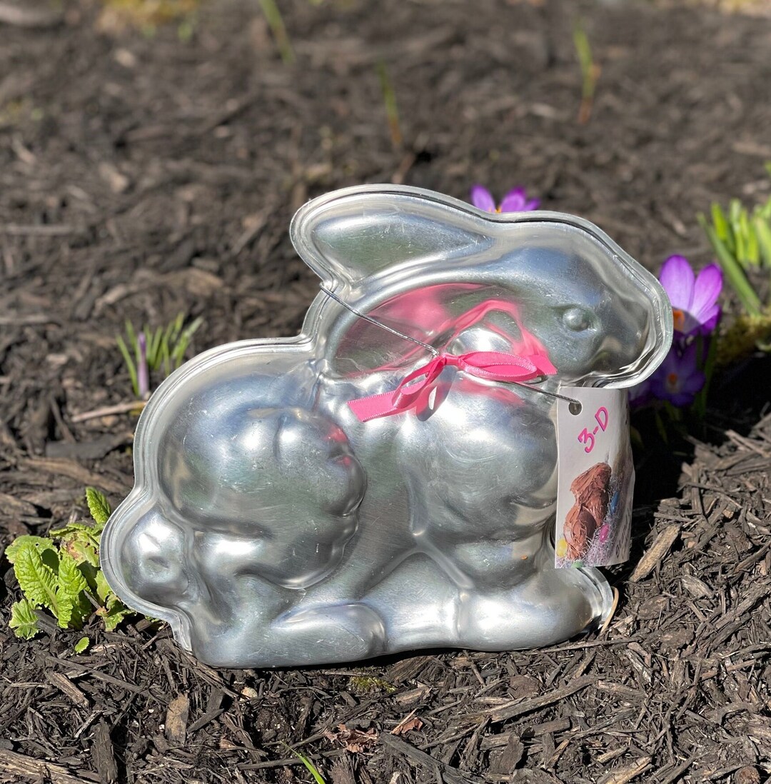 Nordic Ware Rabbit Mold, Bunny Aluminum Chocolate Mold 1992 - Etsy