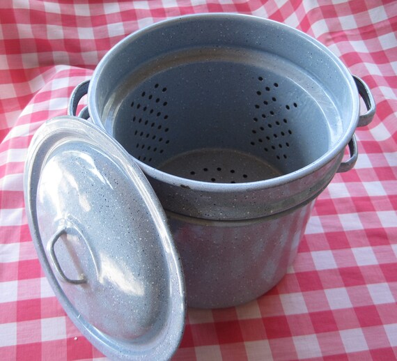 Vintage Gray Graniteware Stockpot With Strainer and Lid, Gray and