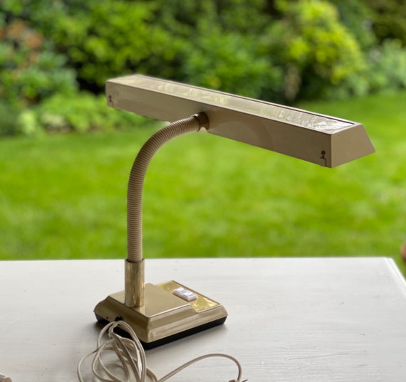Vintage Mobilite Gooseneck Desk Lamp Plastic Florescent Tube