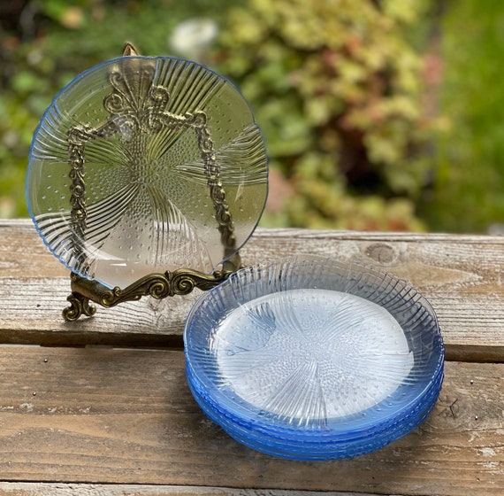 Harmony Blue by LIBBEY GLASS COMPANY Salad or Dessert Plates Set of Four or Set of Three Plates Swirl and Dot Etsy Canada