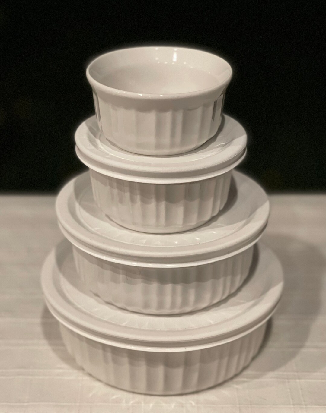 Corning Ware Ribbed French White Nesting Ramekins/ Round Casserole Set