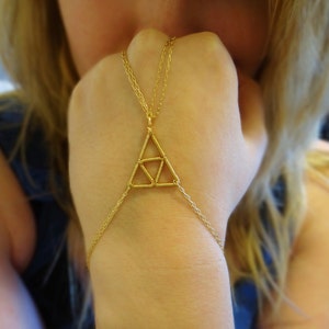 The L.O.Z. Intricate Wire Wrapped Triforce Inspired Bracelet
