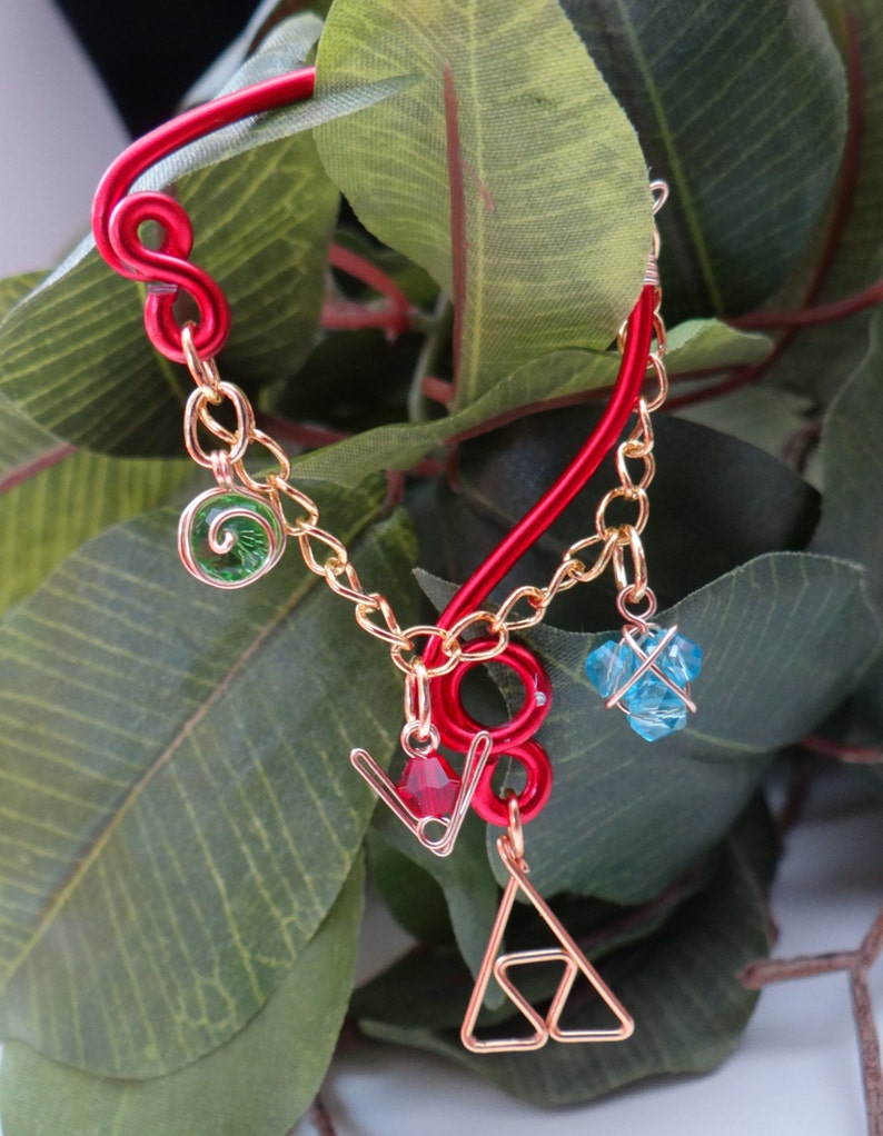L.O.Z.® Wise Ear Bend with Hanging Spiritual Stones and Triforce in Red image 3