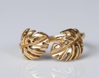 Handmade Brass Leaf Ring: Adjustable Boho Jewelry