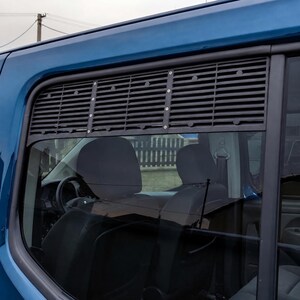 Griglie di ventilazione per finestrini compatibili con Opel Combo Life Cargo | Ventilazione per furgoni da lavoro | Camper discreto e furtivo | Accessori per furgoni