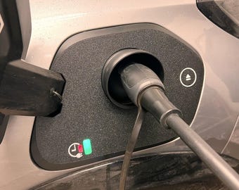 Tapa Puerto Carga Compatible Peugeot e-208 | Protector Nieve Lluvia | Escudo Conector Tipo Dos | Accesorios Coche Electrico EV