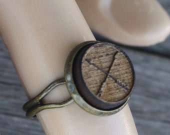 Rustic Wood Arrow Ring - Walnut Laser Engraved Crossed Arrows - adjustable ring, brass ring, woodland ring, wood ring, arrow jewelry