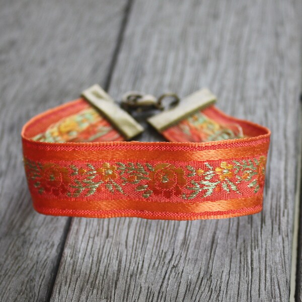 Cinta bordada pulsera, pulsera, pulsera de gitana, pulsera Boho, pulsera Bohemia, Boho joyas, pulsera naranja, brazalete Boho de apilamiento