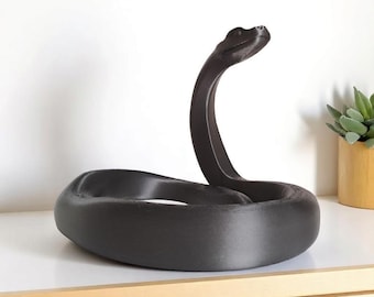 Escultura moderna de serpiente negra: decoración minimalista para el hogar, figura de reptil abstracta