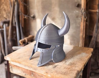 角付きバイキングヘルメットレプリカ：コスプレ、北欧風装飾3Dプリント