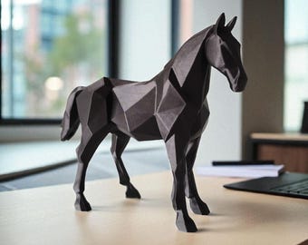 ローポリの牡馬像｜幾何学模様の馬の彫刻｜モダンな馬の棚飾り - Etsy 日本