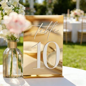 Akrylbordsnummer för bröllop – Modern bordsdekoration för mottagning, evenemangsdekoration med guldspegel och stativ