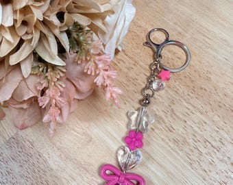 Charm para Kindle con lazo rosa / Llavero con cuentas de corazón y flor