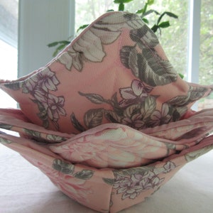 Handmade Microwaveable Soup Bowl Cozies, Set of 4 - 7" top 5" bottom