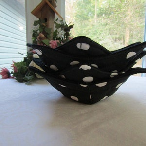 Handmade Microwaveable Soup Bowl Cozies, Set of 4= 7" top 5" bottom
