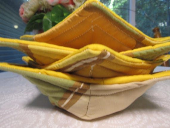 Handmade Hot Soup Bowl Cozy, Microwaveable Soup Potholder,  Set Of 4