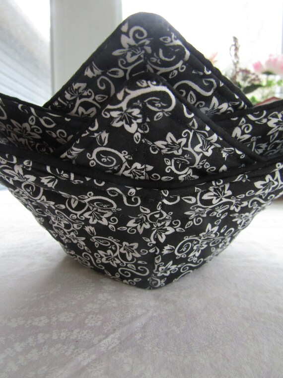 Handmade Microwaveable Hot Soup Bowl Cozies, Set of 4. Size 7" Top 5" Bottom.