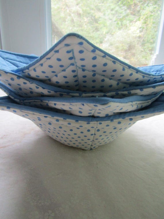Microwaveable Handmade Soup Bowl Cozies, Set Of 4. 7" top 5" bottom